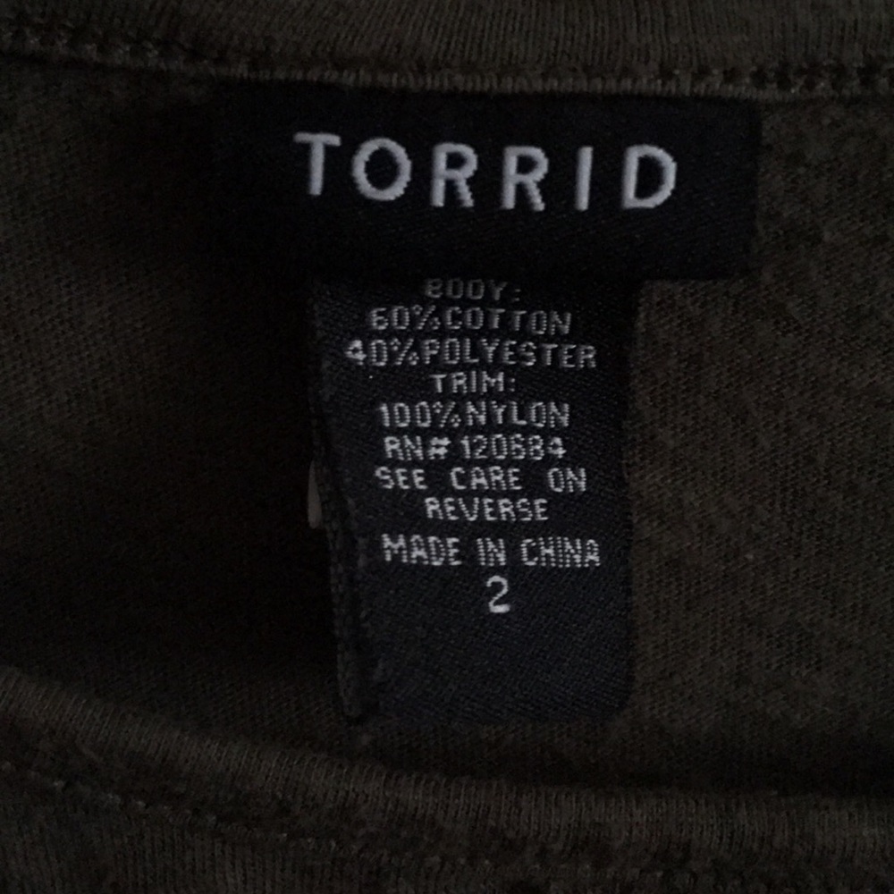 Torrid skull top - Picture 4 of 5